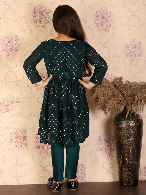 Girl's Green Mirror Kurta Pyjama Set